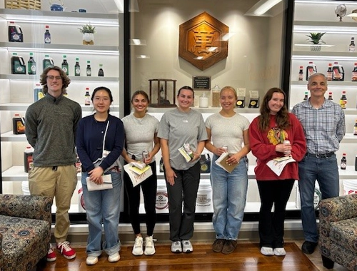 FRI Undergraduate Research Program in Food Safety students